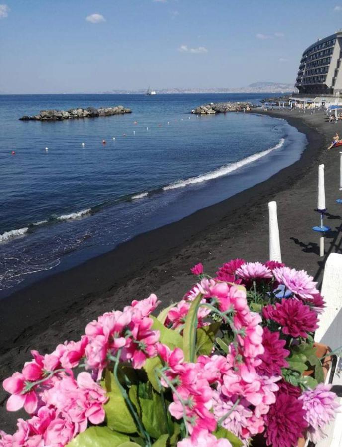 Casa Nick Appartement Torre del Greco Buitenkant foto